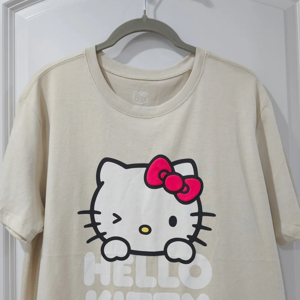 ✨️4/$20. Hello Kitty Beige Tee, Novelty Cream Short Sleeve Soft Touch Tee M - Picture 6 of 10